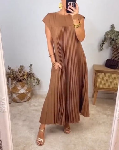 🔥Hot Sale 49% OFF🔥Women Pleated Simple Solid Color Dress👗FREE SHIPPING